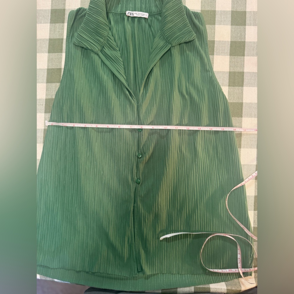Zara Green Pleated Tank - Picture 15 of 16